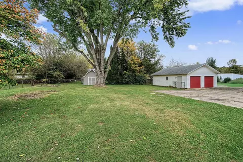 Exterior - 3842 Fairfield Pike, Springfield, OH 45502 photo 10 of 16