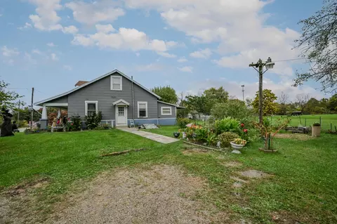 Exterior - 2401 E Home Rd, Springfield, OH 45503 photo 9 of 14
