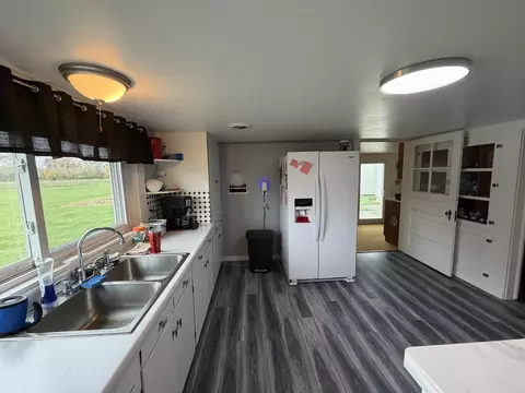 Kitchen - 8855 E Us 36, Conover, OH 45317 photo 5 of 7