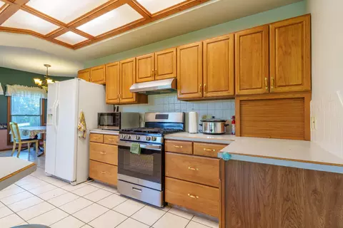 Kitchen - 16610 E Mason Rd, Sidney, OH 45365 photo 1 of 6