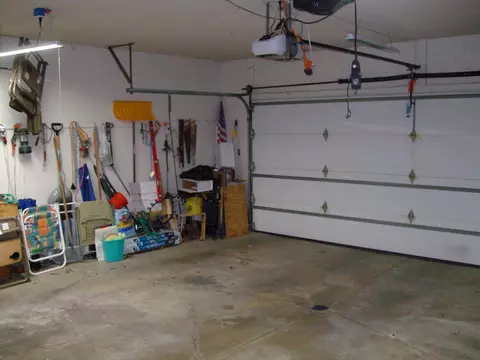 Exterior - 328 Johnson Ave, Celina, OH 45822 photo 6 of 11