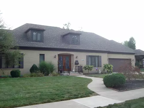 Exterior - 328 Johnson Ave, Celina, OH 45822 photo 2 of 11