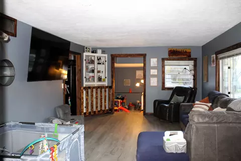 Living - 3675 Calhoun Dr, Springfield, OH 45505 photo 1 of 1
