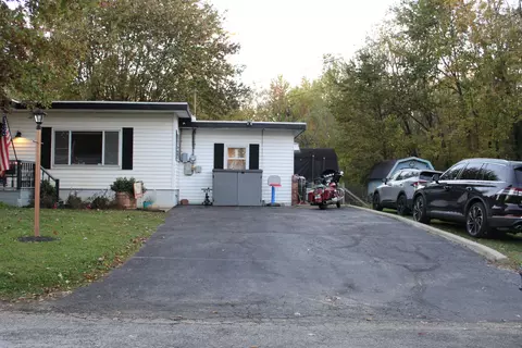 Exterior - 3675 Calhoun Dr, Springfield, OH 45505 photo 13 of 14