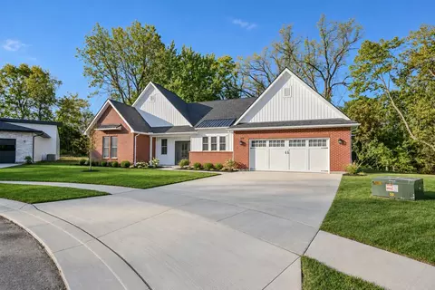 Exterior - 1798 Northpoint Rd, Springfield, OH 45503 photo 4 of 8