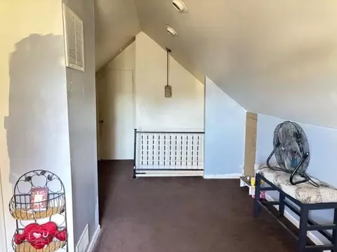 Entry Way - 1610 S Sweetbriar Ln, Springfield, OH 45505 photo 1 of 1