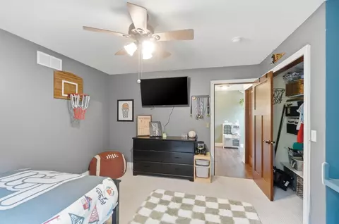 Bedroom - 1101 Spruce Dr, Springfield, OH 45504 photo 6 of 10