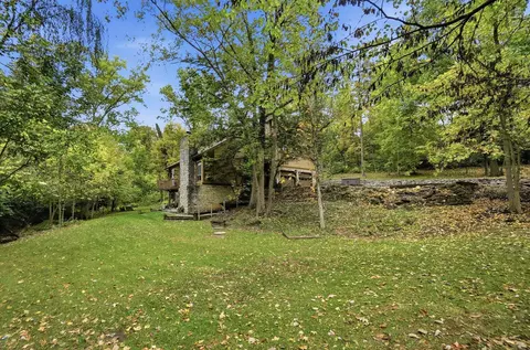 Exterior - 1101 Spruce Dr, Springfield, OH 45504 photo 31 of 32