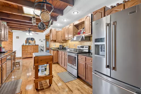 Kitchen - 2260 State Route 47, Sidney, OH 45365 photo 6 of 7