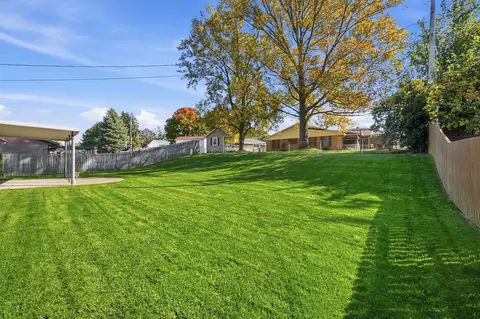 Exterior - 4254 Tacoma St, Springfield, OH 45503 photo 8 of 11