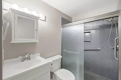 Bath - 4254 Tacoma St, Springfield, OH 45503 photo 1 of 5