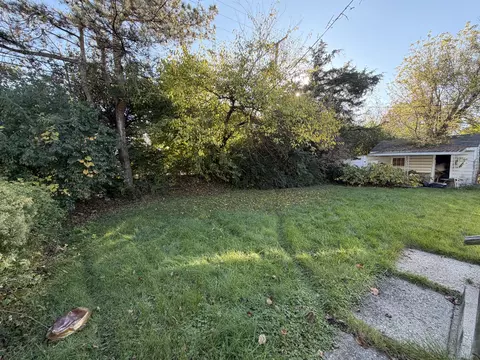 Exterior - 825 Mansfield Ave, Springfield, OH 45505 photo 5 of 5