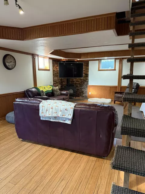 Living - 5282 Mud Pike Rd, Celina, OH 45822 photo 10 of 11