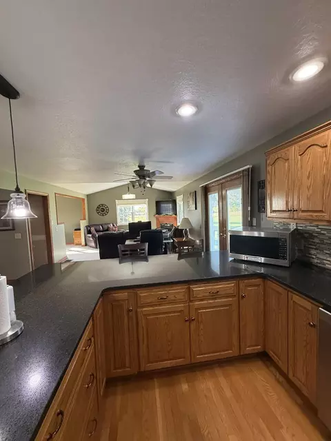 Kitchen - 5282 Mud Pike Rd, Celina, OH 45822 photo 2 of 4