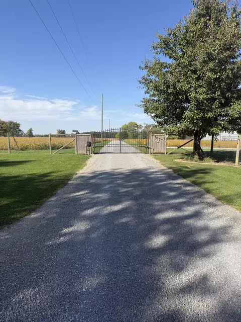 Exterior - 5282 Mud Pike Rd, Celina, OH 45822 photo 6 of 20
