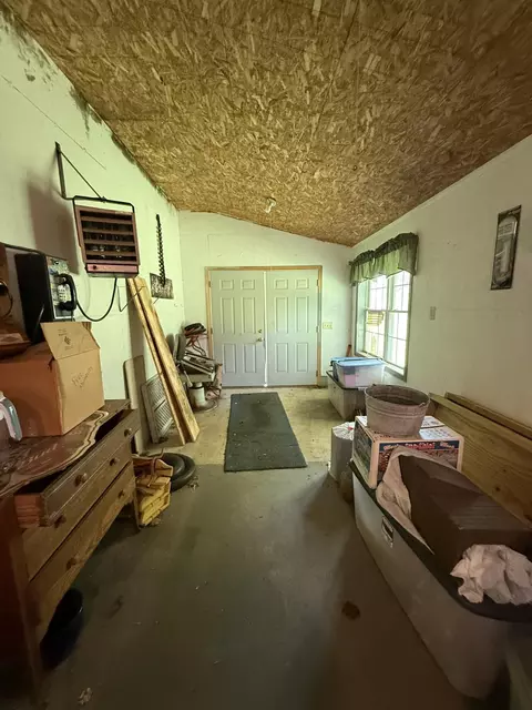 Entry Way - 5282 Mud Pike Rd, Celina, OH 45822 photo 7 of 7
