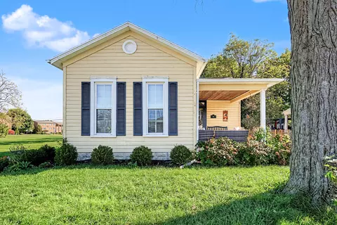 30 N Perry St, Vandalia, OH 45377