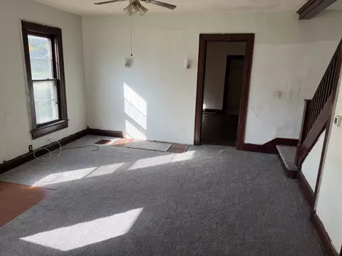 Living - 143 S 145 S Race St, Springfield, OH 45506 photo 1 of 6