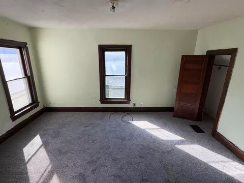 Bedroom - 143 S 145 S Race St, Springfield, OH 45506 photo 2 of 4
