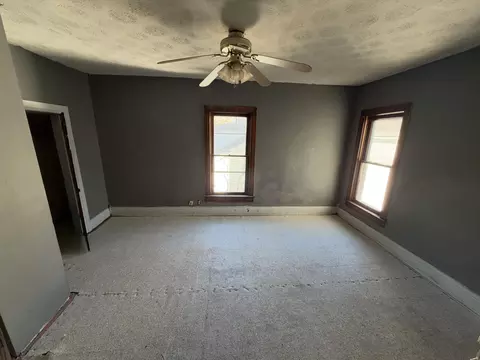 Bedroom - 143 S 145 S Race St, Springfield, OH 45506 photo 4 of 4