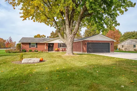 6190 Detrick Rd, Tipp City, OH 45371