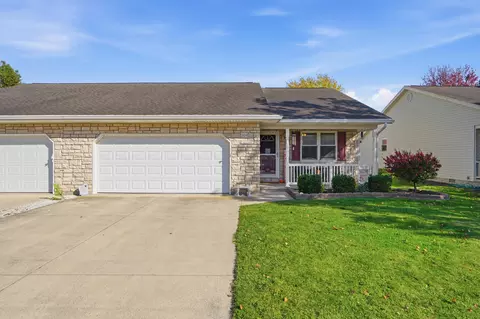 304 Cheyenne Dr, Wapakoneta, OH 45895