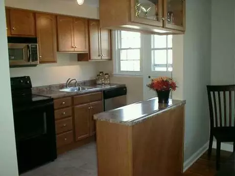 1535 N Plum St #C, Springfield, OH 45504 photo 4