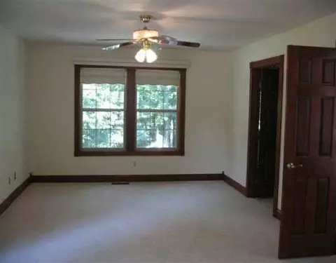 928 Sawmill Ct, Springfield, OH 45503 photo 7