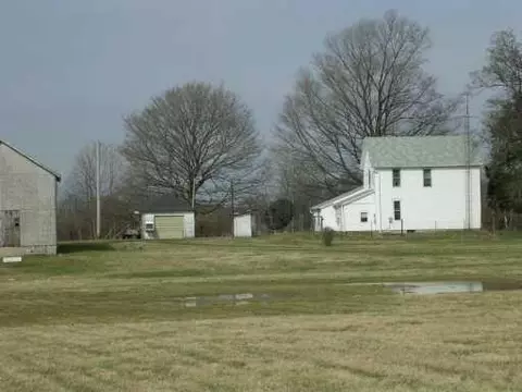 1055 S Bird Rd, Springfield, OH 45505 photo 5