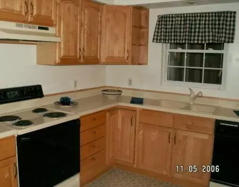 1220 Old Mill Rd, Springfield, OH 45506 photo 3