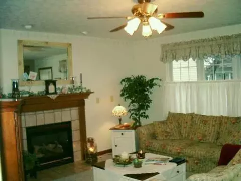 1336 Northfield Ct, Springfield, OH 45502 photo 2