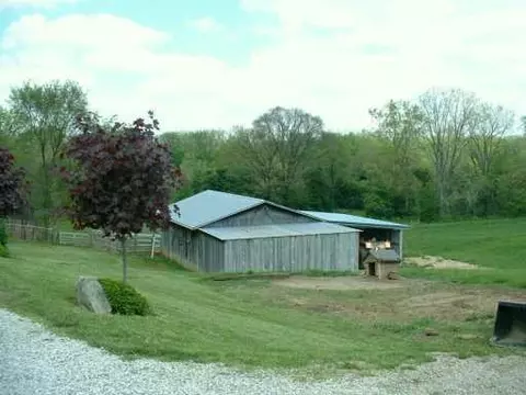 12842 Licklider Rd, Conover, OH 45317 photo 2