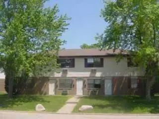 1243 Hilltop Cir, Troy, OH 45373 photo 2