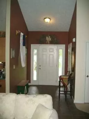 444 Willow Rd, Springfield, OH 45502 photo 2