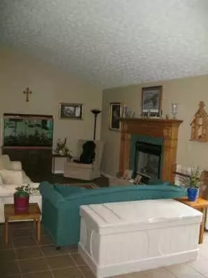 444 Willow Rd, Springfield, OH 45502 photo 3