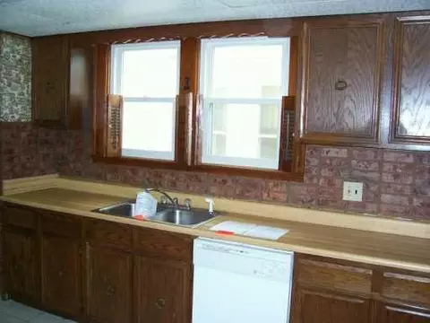 704 Grant St, Springfield, OH 45504 photo 4