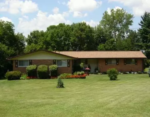 1820 Cheviot Hls, Springfield, OH 45505 photo 1