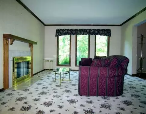 419 Tollhouse Rd, Springfield, OH 45504 photo 3