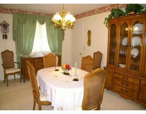115 Villa Rd, Springfield, OH 45503 photo 4