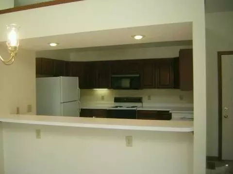 1943 Wedgewood Cir #1943, Springfield, OH 45503 photo 6