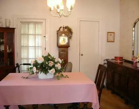 702 E Cassilly, Springfield, OH 45503 photo 5