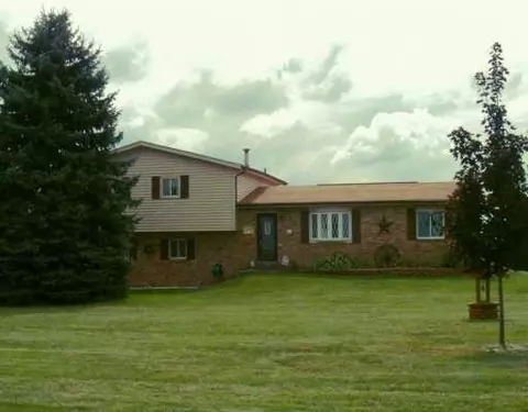 3001 Willow Rd, Springfield, OH 45502 photo 1
