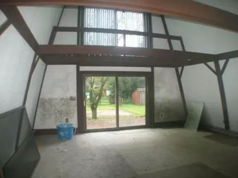 5284 County Line Rd E, Springfield, OH 45502 photo 3