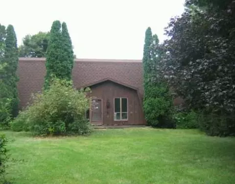 5284 County Line Rd E, Springfield, OH 45502 photo 1