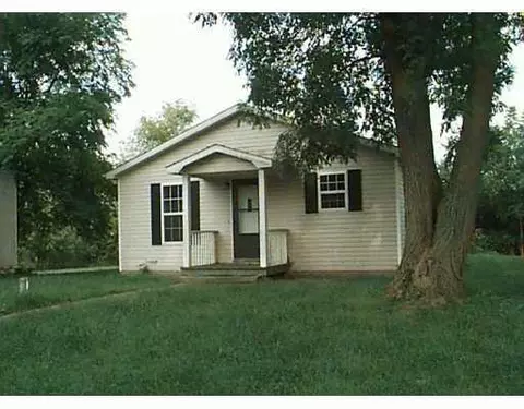 2748 May St, Springfield, OH 45505 photo 1