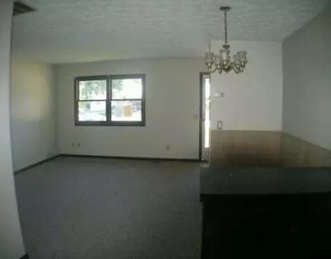 2750 Seymour, Springfield, OH 45503 photo 2