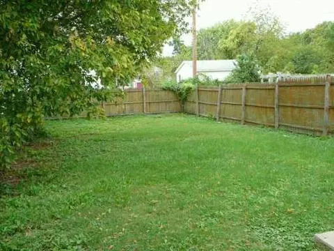 1606 Lagonda Ave, Springfield, OH 45503 photo 2