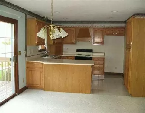 1240 Kingsgate, Springfield, OH 45503 photo 3