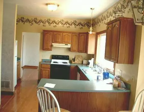 891 Forest Edge, Springfield, OH 45503 photo 2