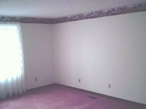 2068 Providence Ave, Springfield, OH 45503 photo 2